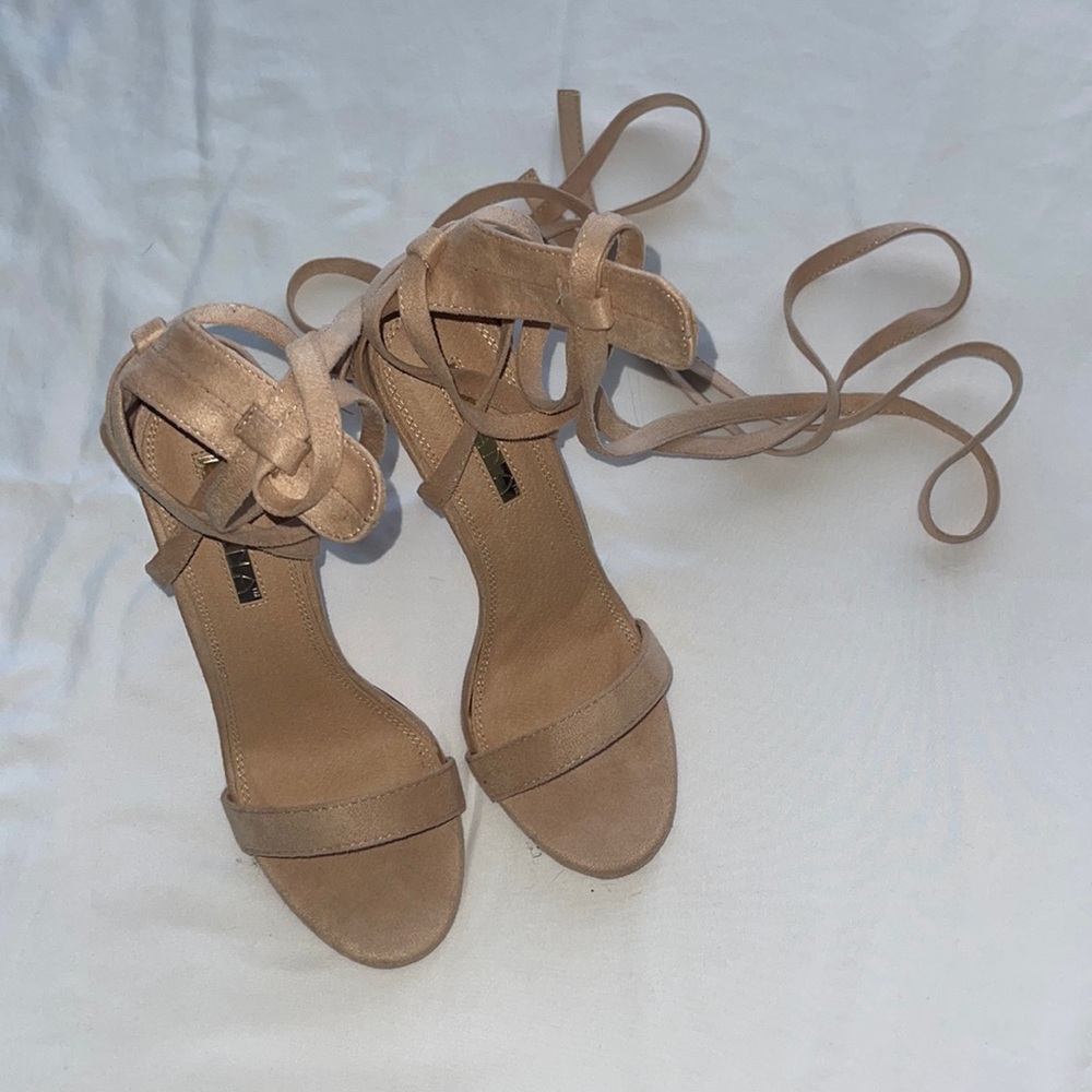 Miss Lola Heels
